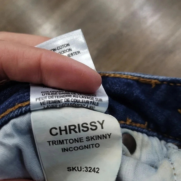 DL1961 Chrissy Trimtone Skinny Ankle Jeans in Incognito - Picture 11 of 14